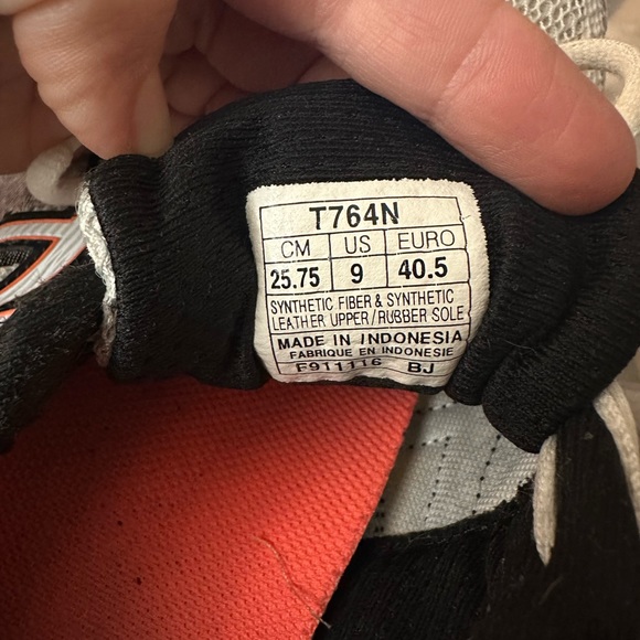 🌼ASICS Women’s Gel Flux 4 - Picture 9 of 9